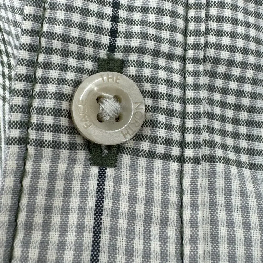 The North Face shirt XL nylon plaid button front lightweight outdoor hiking